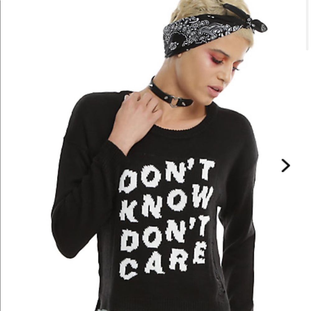 Hot Topic Don’t Know Don’t Care distressed sweater